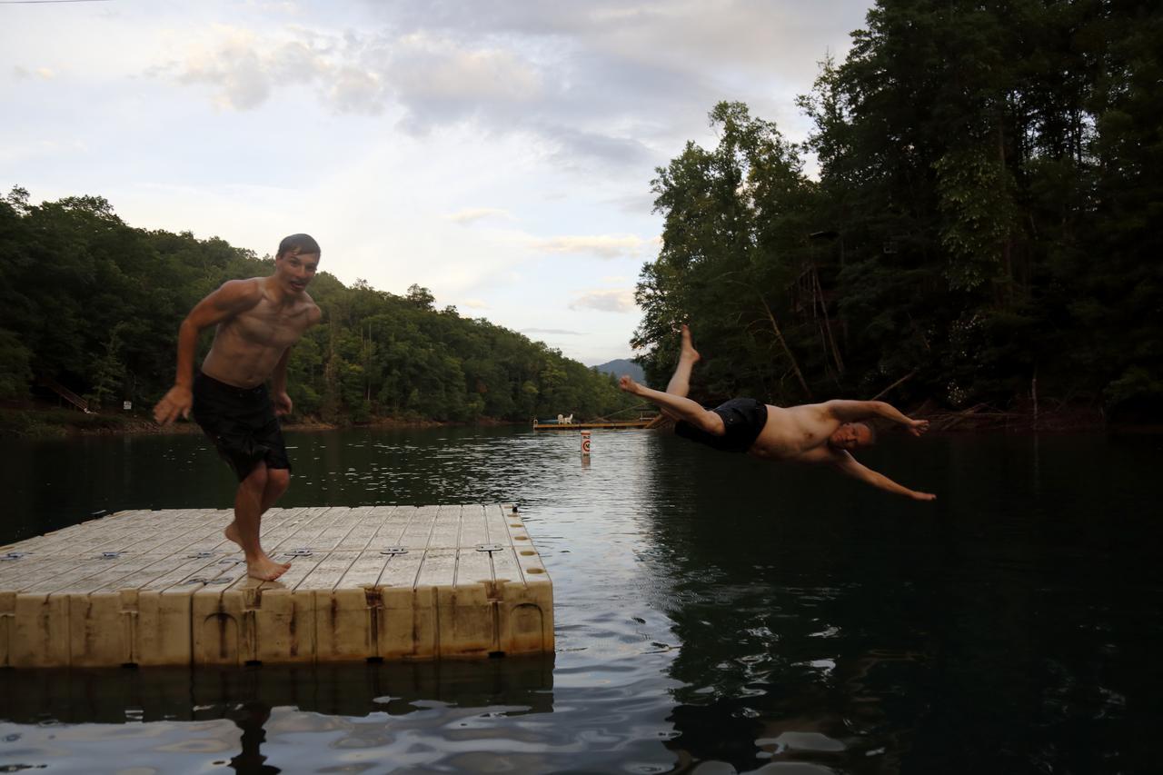 Frank'S Landing Villa Topton Luaran gambar